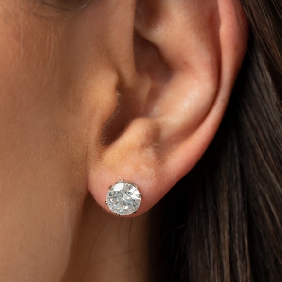4/$20 NEW! Paparazzi Just in timeless White Rhinestone Post Earrings